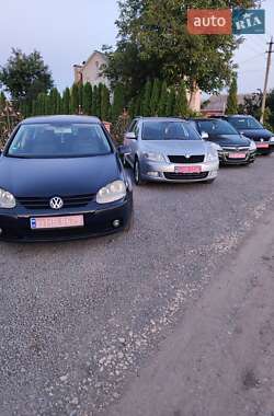 Хэтчбек Volkswagen Golf 2004 в Каменец-Подольском