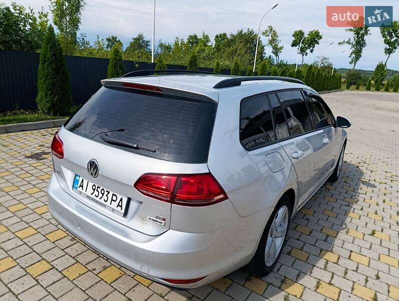 Универсал Volkswagen Golf 2014 в Иршаве