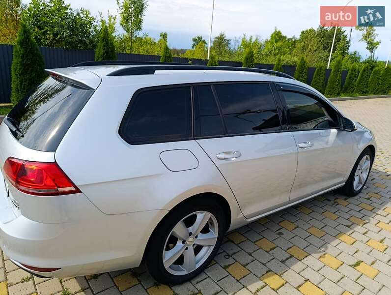 Универсал Volkswagen Golf 2014 в Иршаве