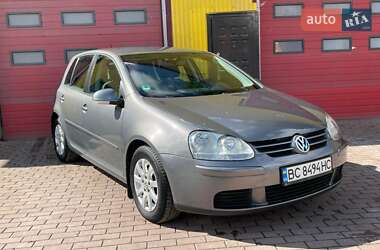 Хэтчбек Volkswagen Golf 2004 в Бориславе