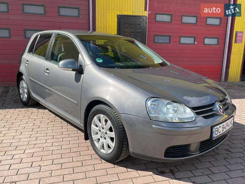 Хэтчбек Volkswagen Golf 2004 в Бориславе