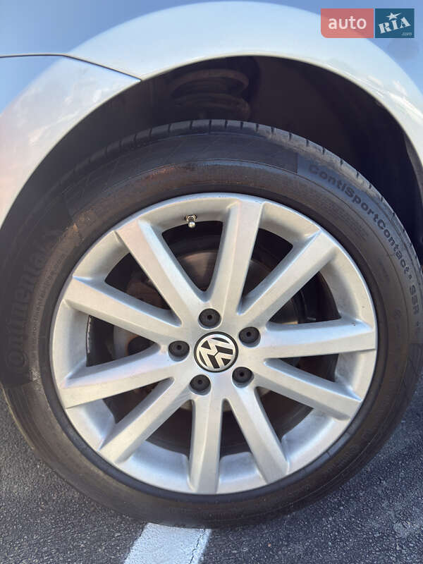 Универсал Volkswagen Golf 2015 в Киеве