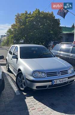 Хетчбек Volkswagen Golf 2000 в Дніпрі