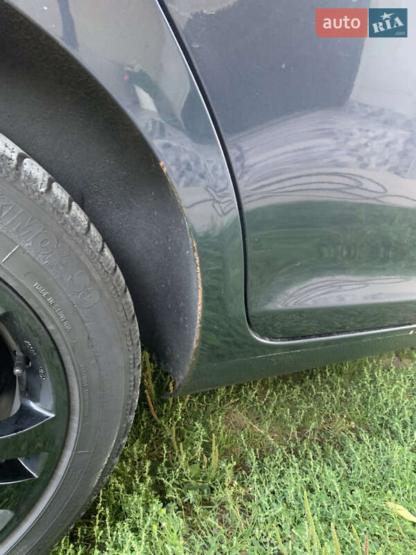 Универсал Volkswagen Golf 2009 в Ровно