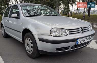 Хэтчбек Volkswagen Golf 1999 в Киеве
