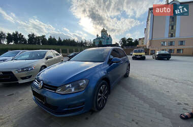 Хэтчбек Volkswagen Golf 2013 в Черновцах
