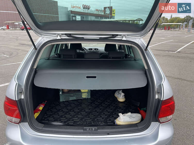 Универсал Volkswagen Golf 2011 в Киеве фото 8 Универсал Volkswagen Golf 2011 в Киеве