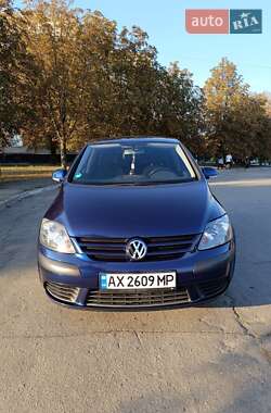 Хетчбек Volkswagen Golf 2005 в Лозовій