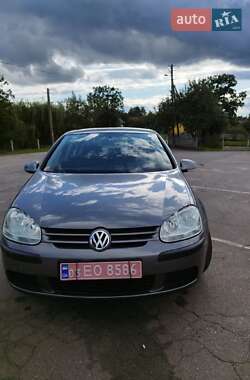 Хетчбек Volkswagen Golf 2006 в Ірпені