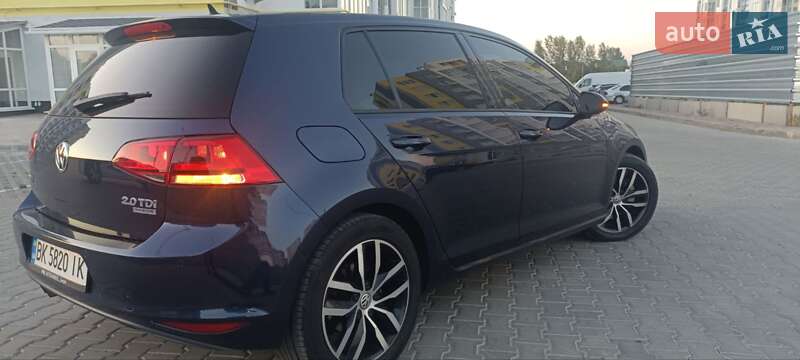 Хетчбек Volkswagen Golf 2012 в Полтаві