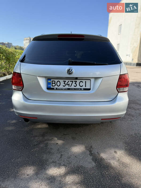 Универсал Volkswagen Golf 2011 в Ровно фото 9 Универсал Volkswagen Golf 2011 в Ровно