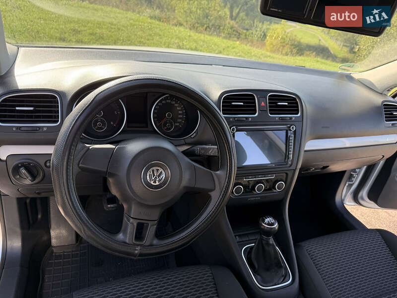 Универсал Volkswagen Golf 2011 в Ровно фото 22 Универсал Volkswagen Golf 2011 в Ровно