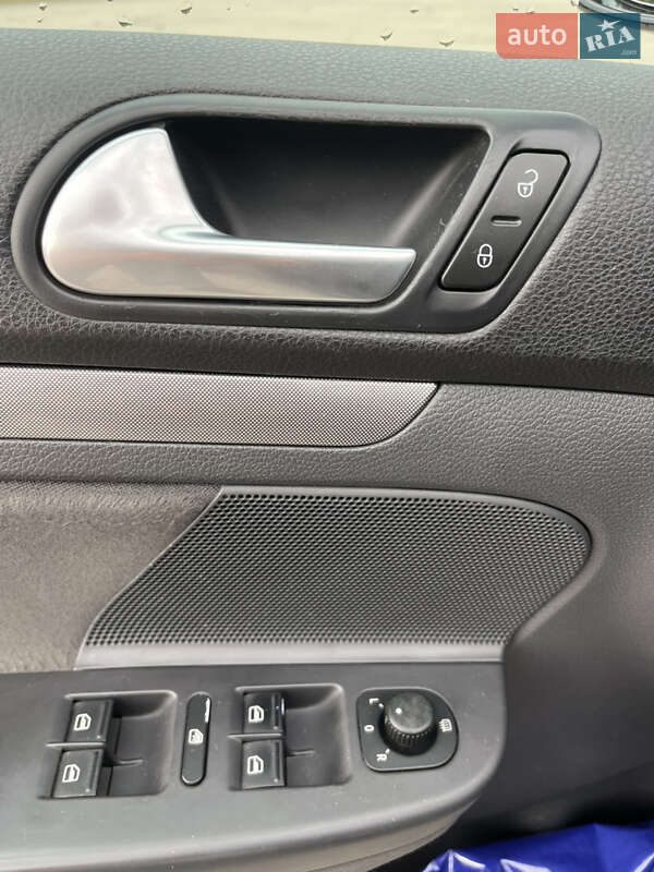 Універсал Volkswagen Golf 2007 в Каневі