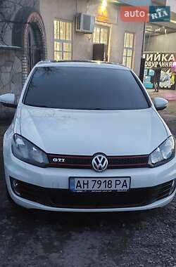 Хетчбек Volkswagen Golf 2013 в Дніпрі