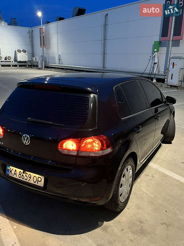 Хетчбек Volkswagen Golf 2011 в Києві