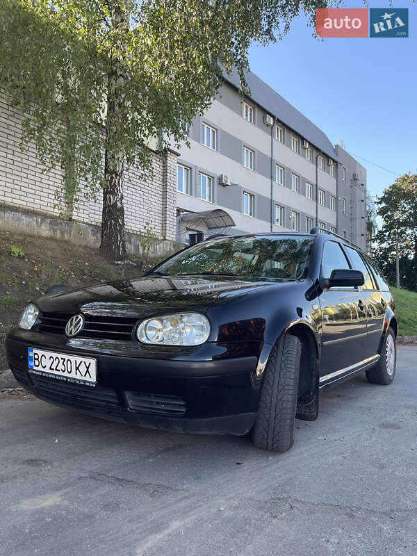 Універсал Volkswagen Golf 1999 в Львові