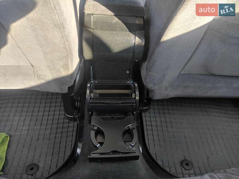 Хэтчбек Volkswagen Golf 2000 в Тернополе