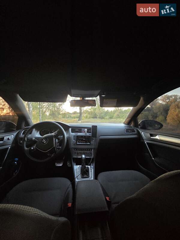 Хетчбек Volkswagen Golf 2013 в Пирятині