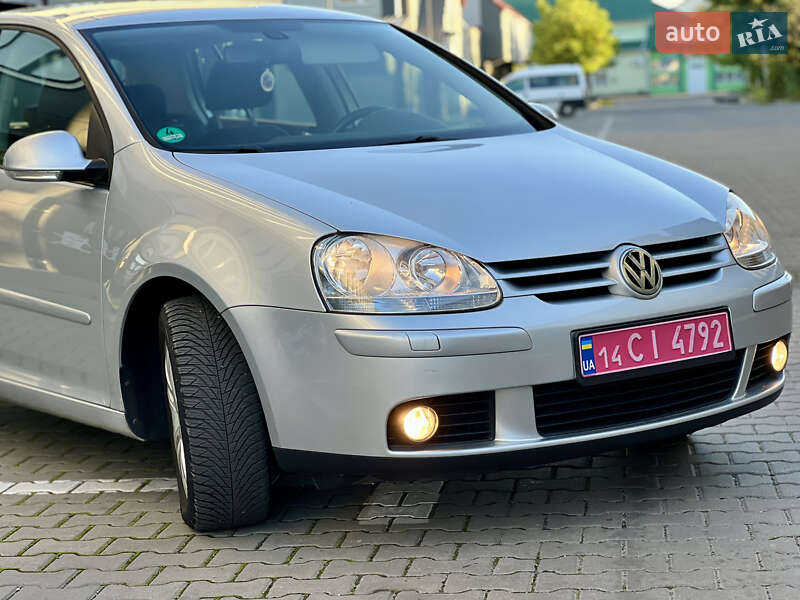 Хэтчбек Volkswagen Golf 2007 в Ивано-Франковске