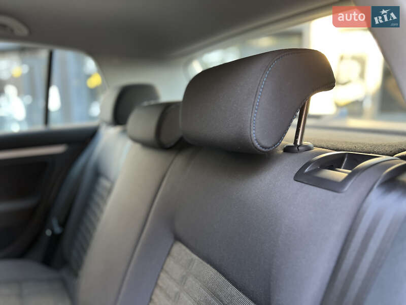 Хэтчбек Volkswagen Golf 2007 в Ивано-Франковске