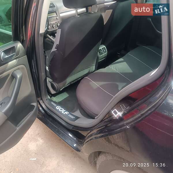 Універсал Volkswagen Golf 2009 в Вінниці
