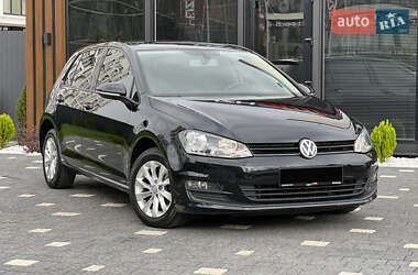 Хетчбек Volkswagen Golf 2013 в Ужгороді