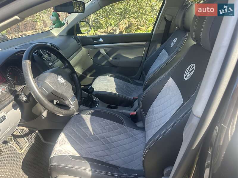 Универсал Volkswagen Golf 2007 в Оржице