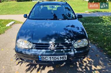 Универсал Volkswagen Golf 2003 в Золочеве