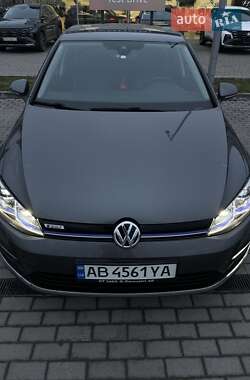 Хэтчбек Volkswagen Golf 2017 в Виннице