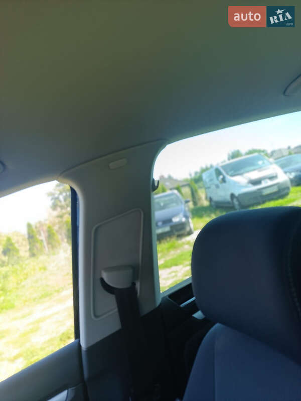 Хетчбек Volkswagen Golf 2009 в Сумах