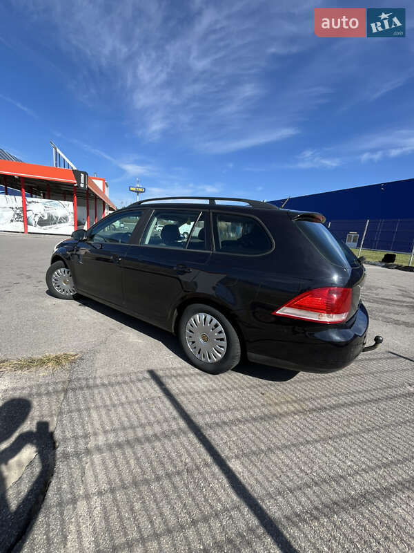 Універсал Volkswagen Golf 2007 в Вінниці