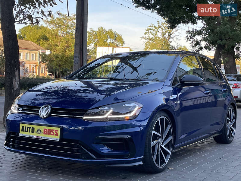 Хэтчбек Volkswagen Golf 2019 в Николаеве