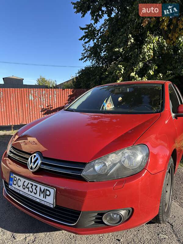 Хетчбек Volkswagen Golf 2009 в Львові