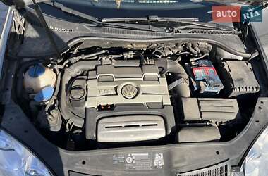 Хэтчбек Volkswagen Golf 2007 в Запорожье