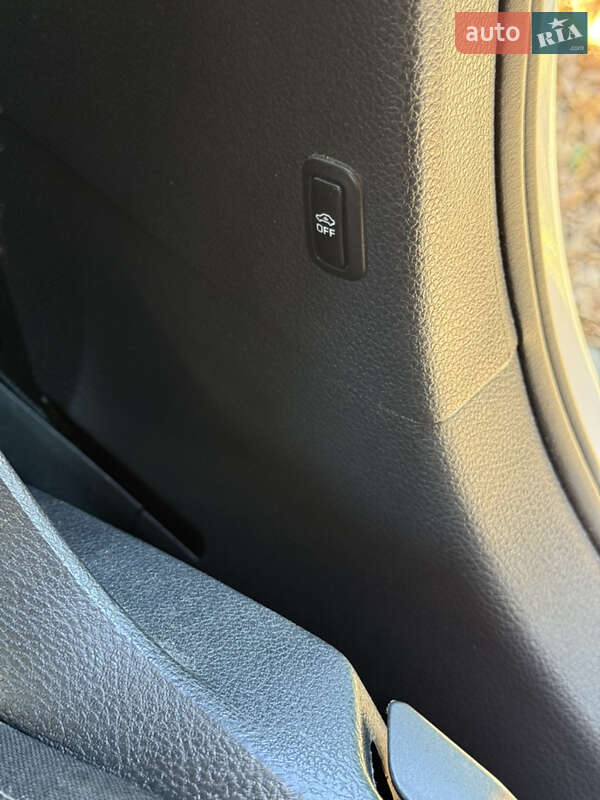 Универсал Volkswagen Golf 2015 в Ужгороде