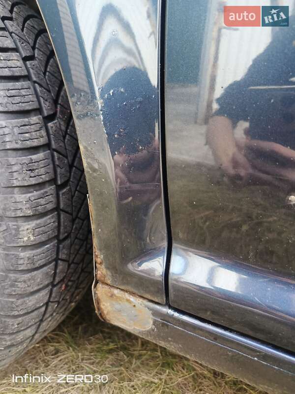 Універсал Volkswagen Golf 2005 в Обухові