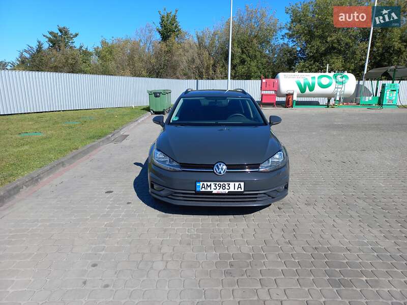 Универсал Volkswagen Golf 2018 в Бердичеве