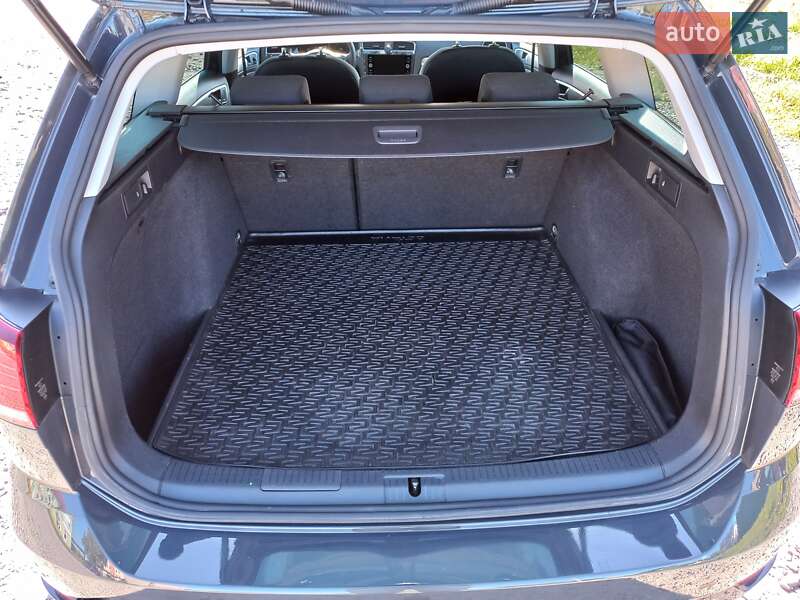 Универсал Volkswagen Golf 2018 в Бердичеве