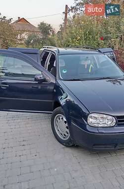 Универсал Volkswagen Golf 2002 в Жмеринке