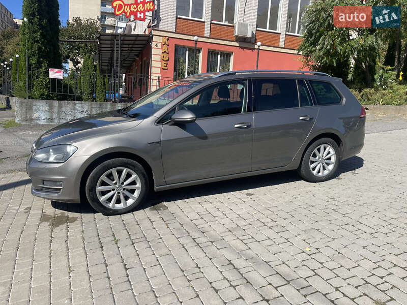 Універсал Volkswagen Golf 2015 в Хмельницькому