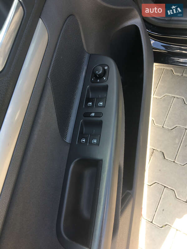 Универсал Volkswagen Golf 2007 в Луцке