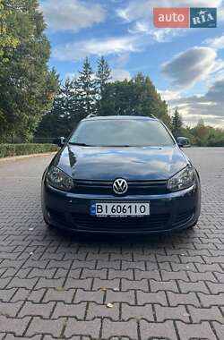 Универсал Volkswagen Golf 2010 в Миргороде