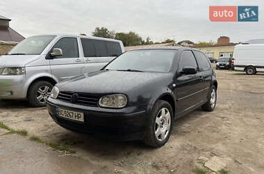 Хэтчбек Volkswagen Golf 2000 в Перемышлянах