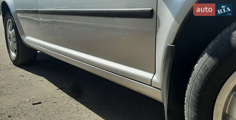 Универсал Volkswagen Golf 2001 в Кривом Роге