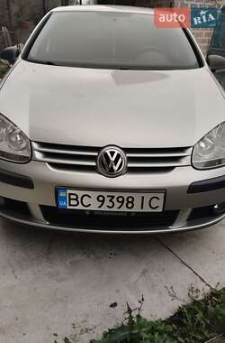Хэтчбек Volkswagen Golf 2008 в Киеве