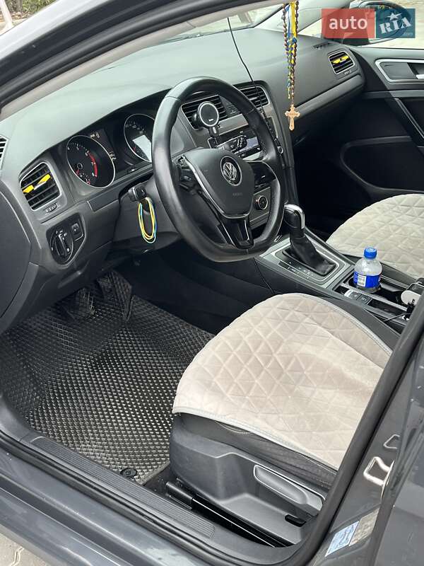 Універсал Volkswagen Golf 2015 в Тернополі фото 13 Універсал Volkswagen Golf 2015 в Тернополі