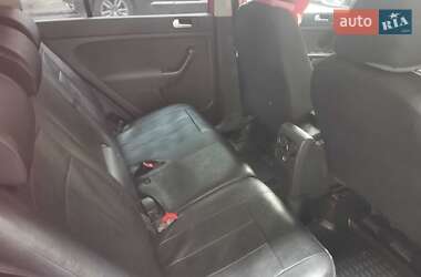 Хетчбек Volkswagen Golf 2006 в  фото 13 Хетчбек Volkswagen Golf 2006 в