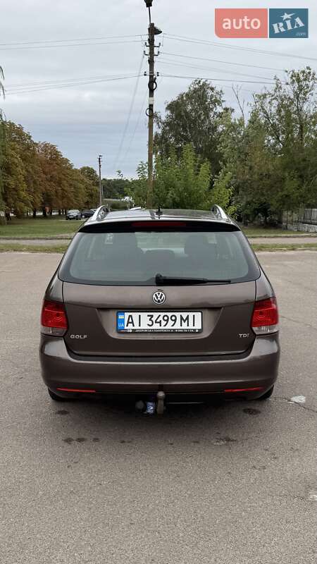 Універсал Volkswagen Golf 2011 в Броварах