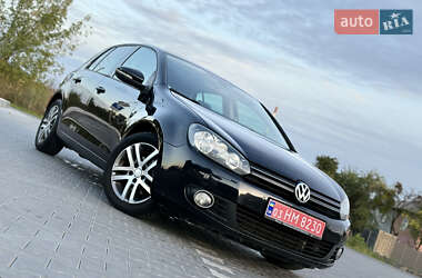 Хетчбек Volkswagen Golf 2009 в Володимирі