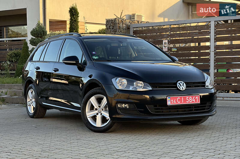 Универсал Volkswagen Golf 2015 в Стрые